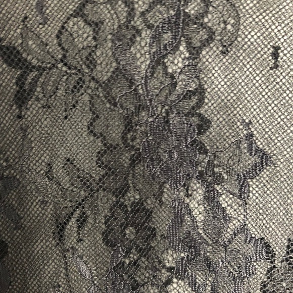 Trezzi black ruffle long sleeve lace top - Picture 4 of 5